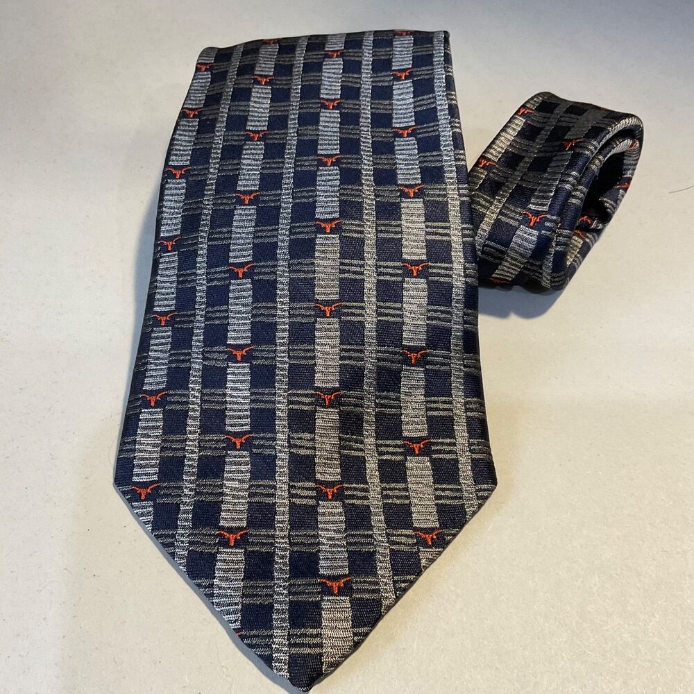 London 400 Cambridge Apparel XL Silk Tie Univ. TX longhorns logo 60.5” x3.75”